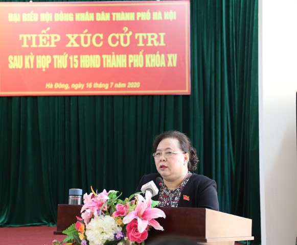 Chủ tịch HĐND TP Nguyễn Thị Bích Ngọc tiếp xúc cử tri quận Hà Đông